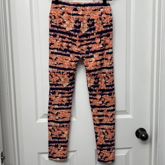 🔥 5/$25 LuLaRoe Leggings - Picture 5 of 11
